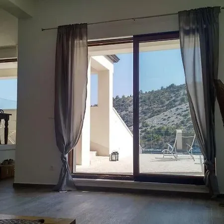 Papilla Apartment